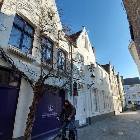 B&B Number 11 Exclusive Guesthouse Bruggy Exteriér fotografie